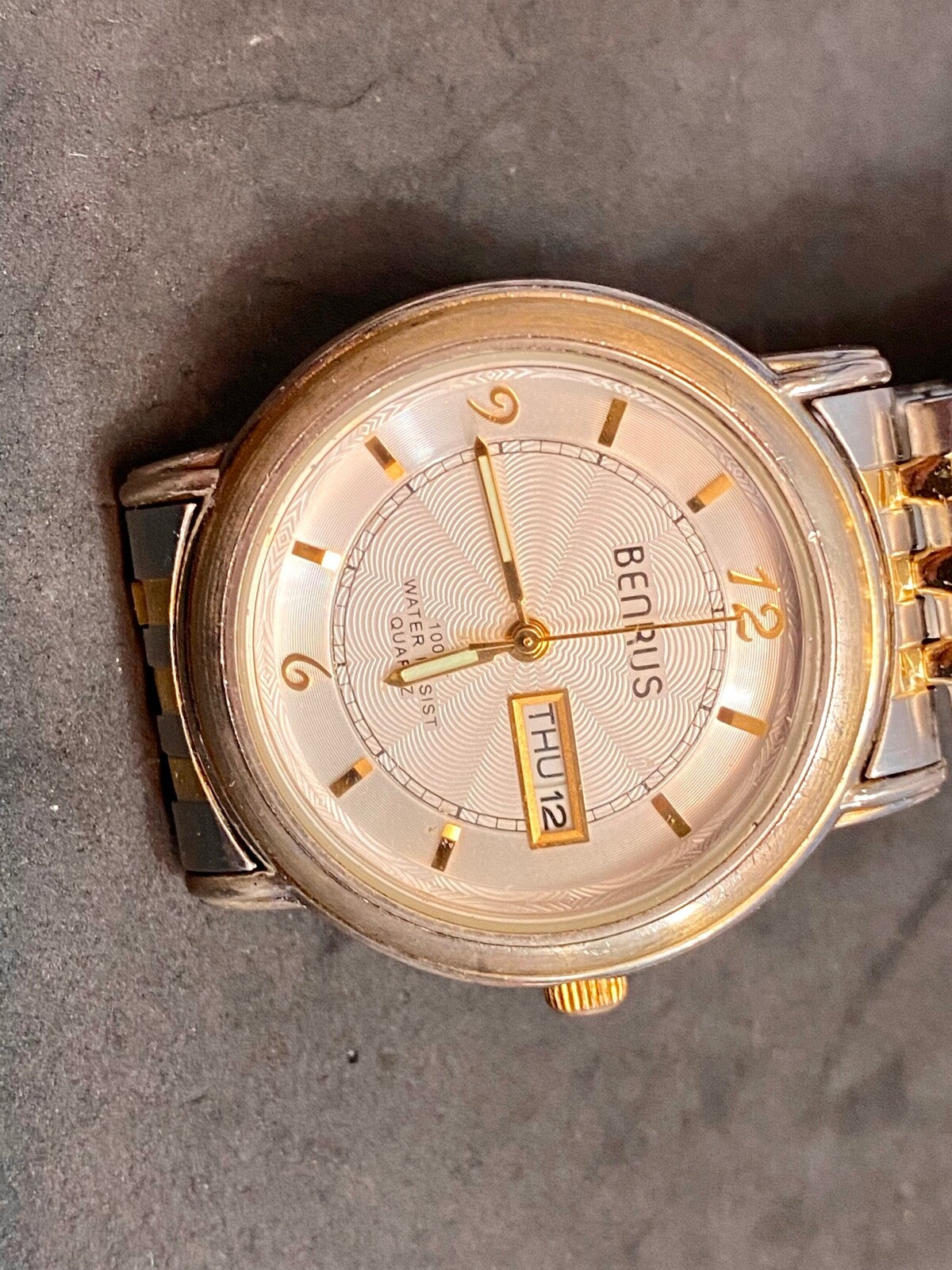 Benrus Day Date Bnw708 Two Tone Stretch Band Watch Working Well, Fresh Battery