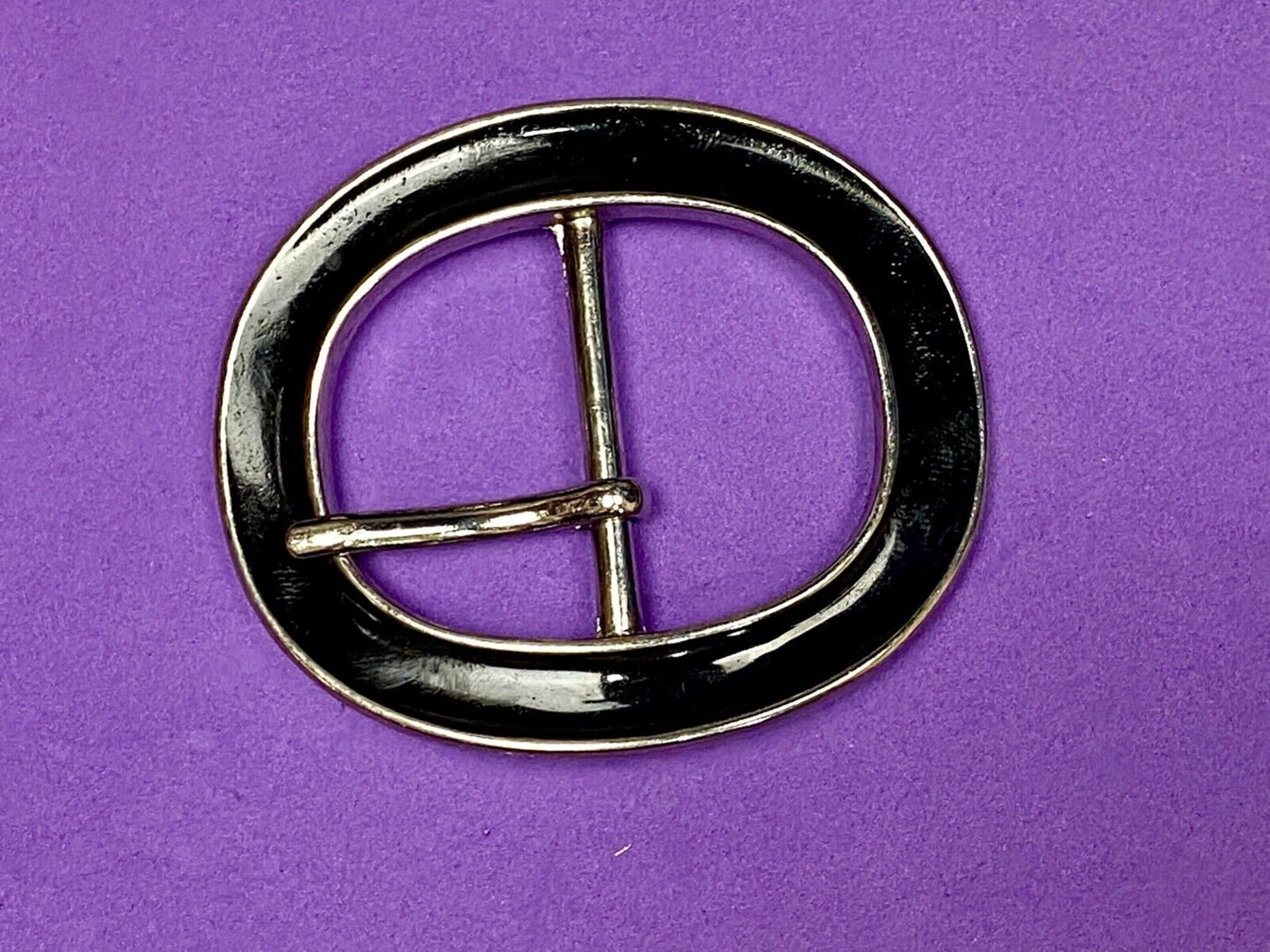3" Wide Formal Silver And Black Color Oval Belt Buckle - Retro Vibe