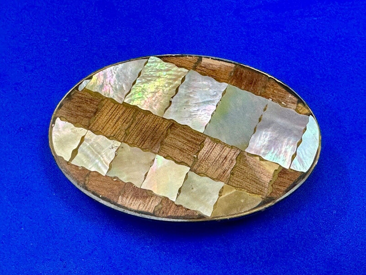Abalone Shell and wood squares in Vintage oval belt buckle - See Hallmark!