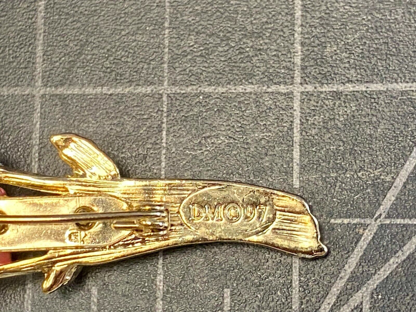 Vintage Danbury Mint For Avon Red Rose Bouquet Brooch Dm 97 Gold Plated Broach