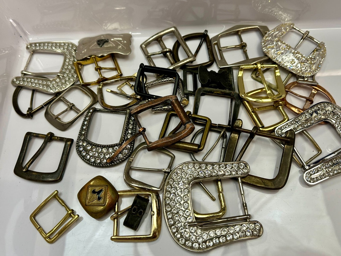 33 Piece Mixed Lot, Grab Bag - Resale Gifts! Vintage & Modern Belt Buckles