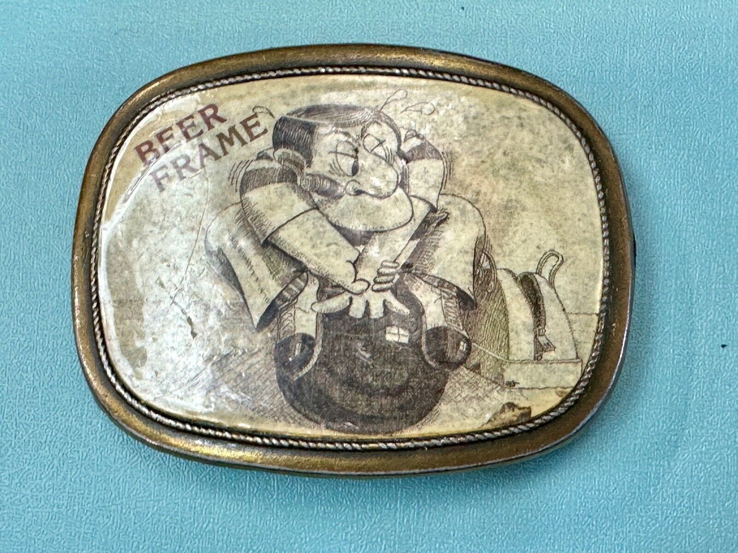 beer frame bowling vintage novelty picture cartoon style belt buckle