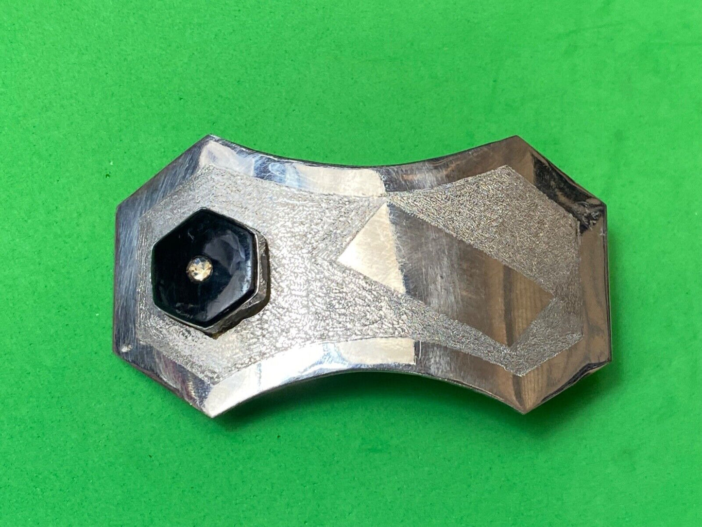 artisan silver color unique shaped unknown to me! belt buckle - space to engrave