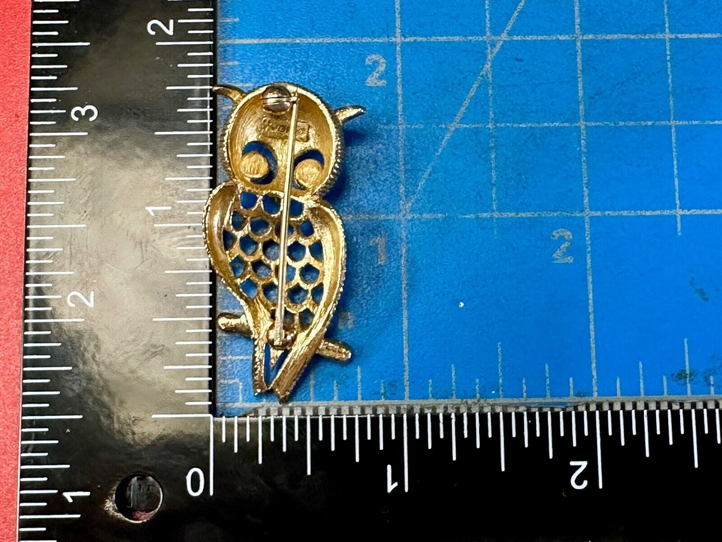 Avon Perched Owl Brooch Gold Tone Red Eyed Owl Pin