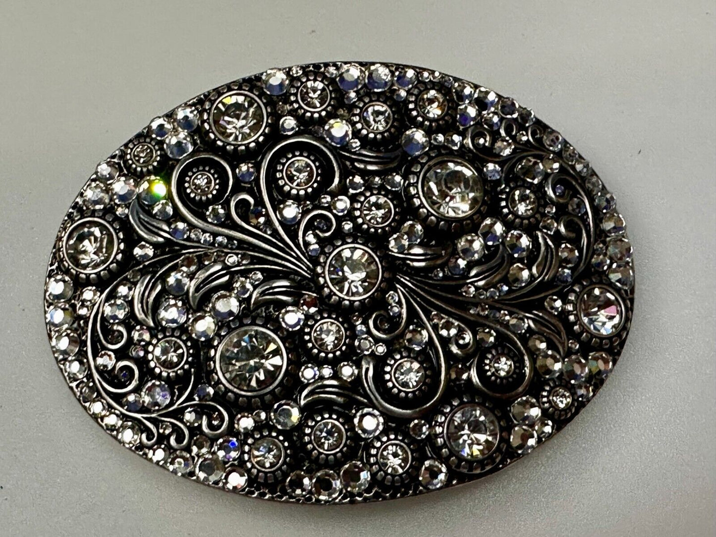 Beautiful Sparkling Rhinestone Accented Leaf Swirl Western Fashion Belt Buckle