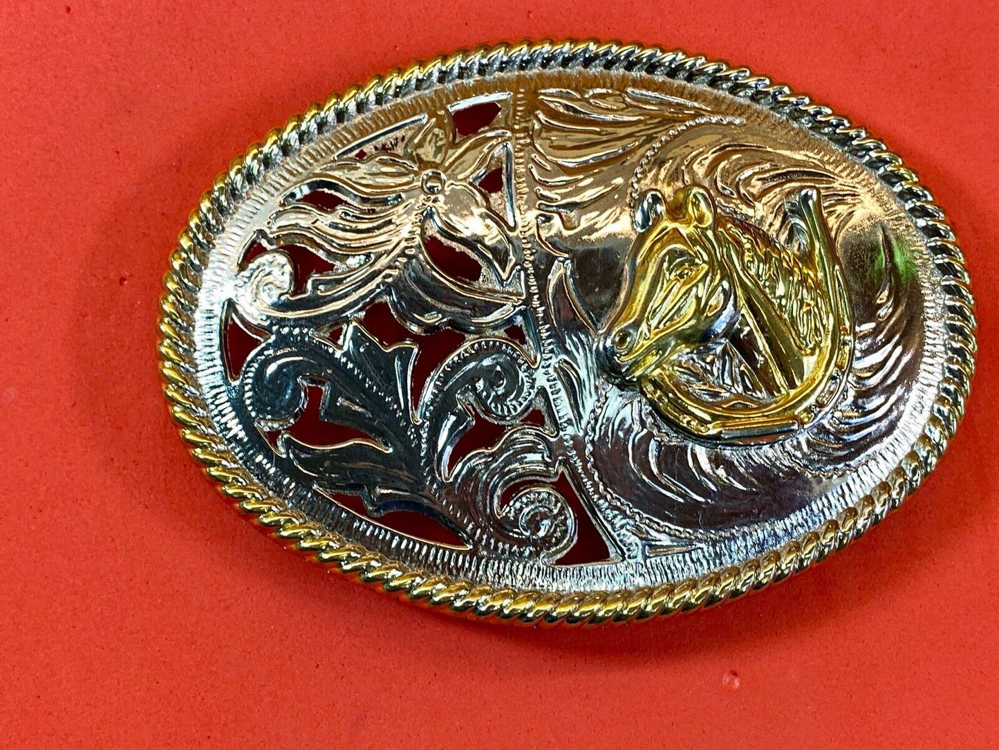B22 See Through Two Tone Belt Buckle Featuring Horse Bust Head Flower Swirl