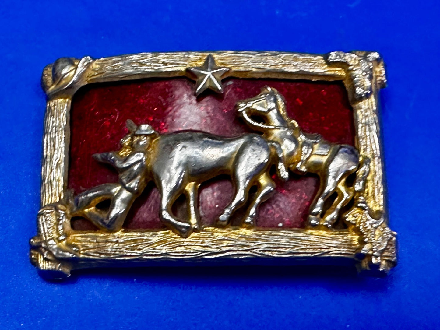 Bank Bandit Cowboy Horse Thief Unique colorful Raised Belt Buckle