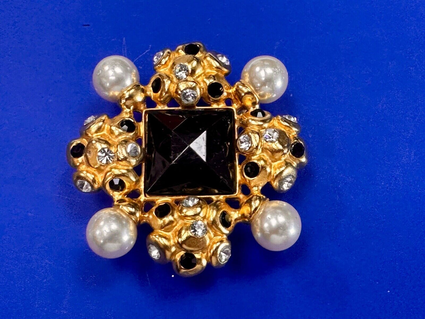 BEN AMUN, Czech Glass / Stone / Jeweled Large Vintage Beautiful belt buckle