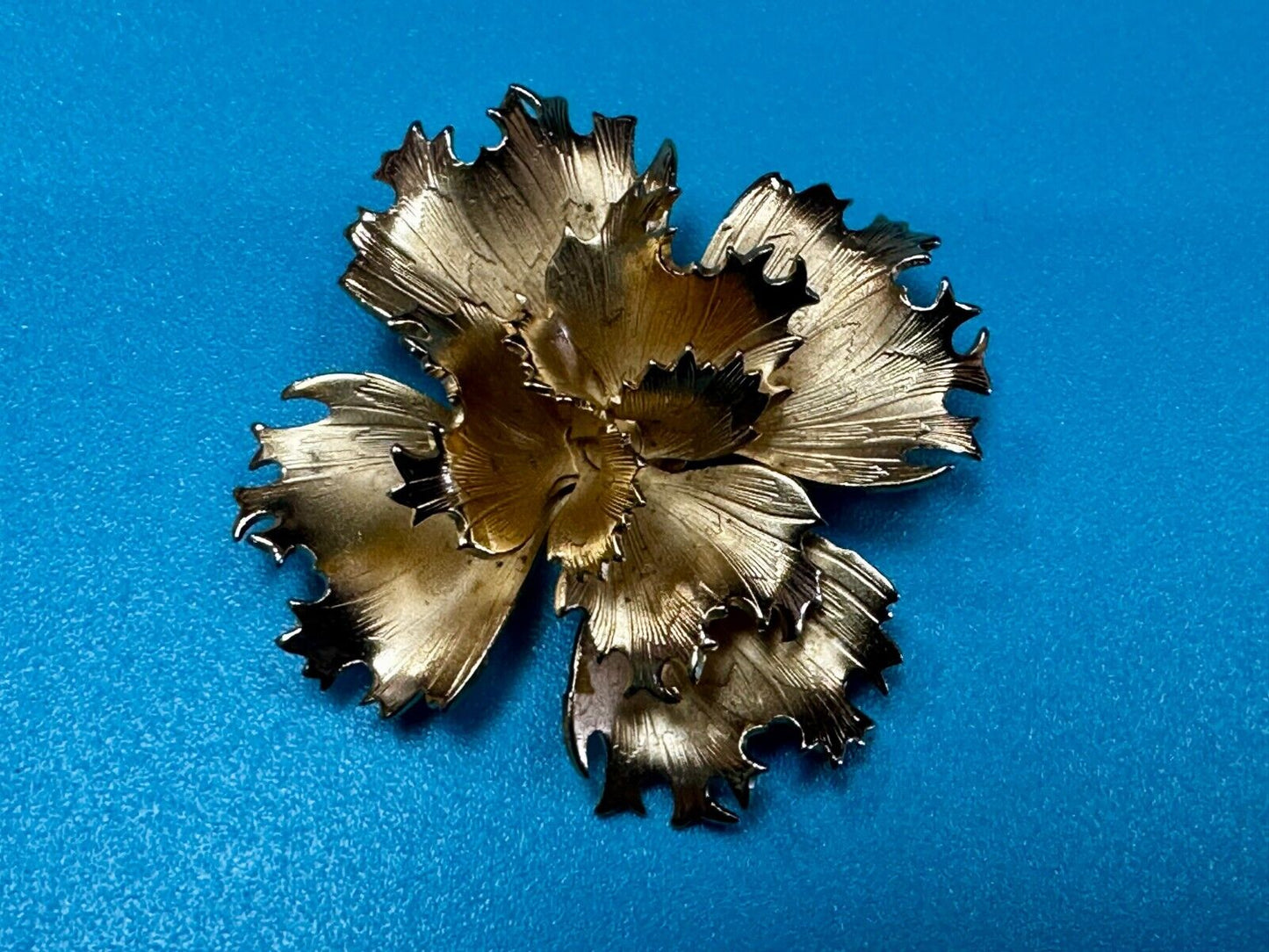 Beautiful Carnation Flower Cutout Gold Tone Brooch Pin Signed by Giovanni
