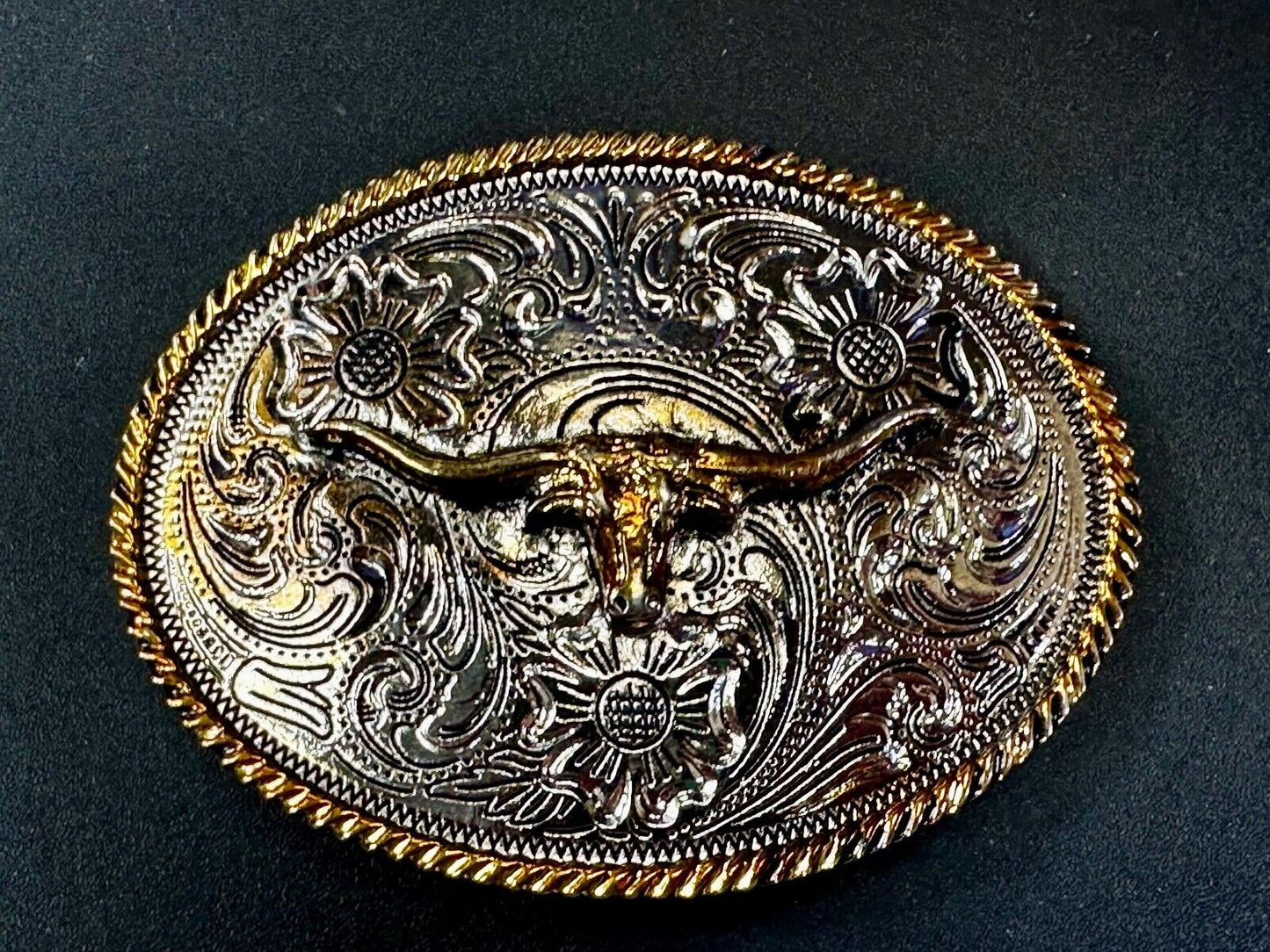Texas Longhorn Steer Bull Ornate Two-Tone Vintage Oval Belt Buckle