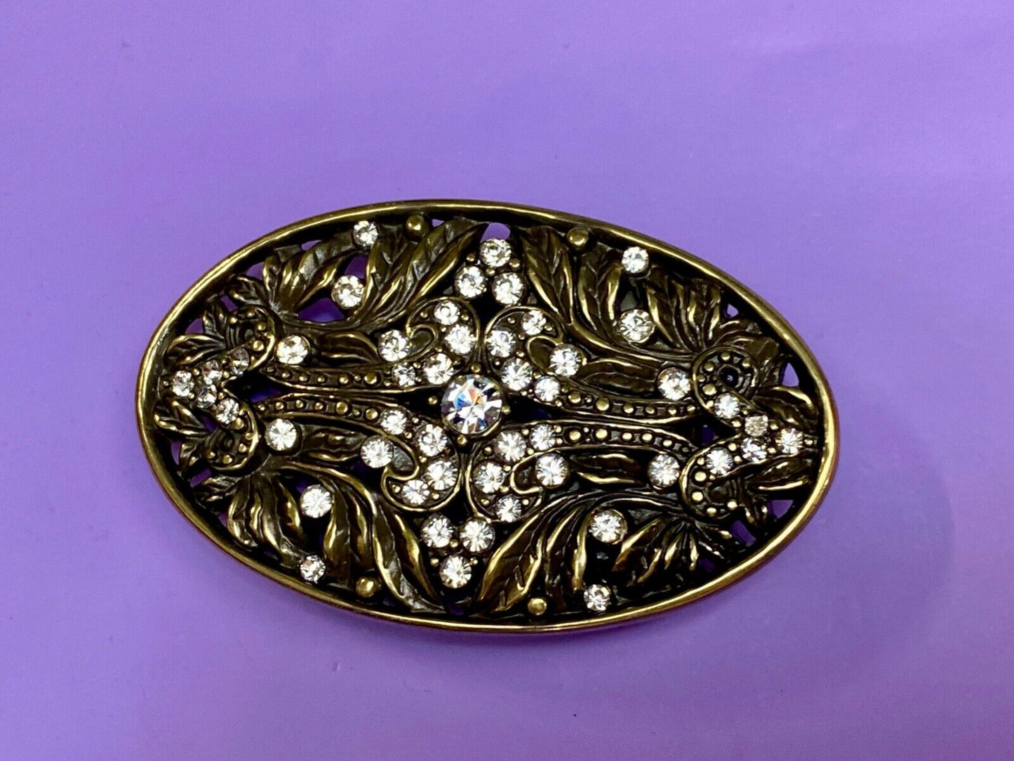 Beautiful Clear Rhinestone covered western see through belt buckle