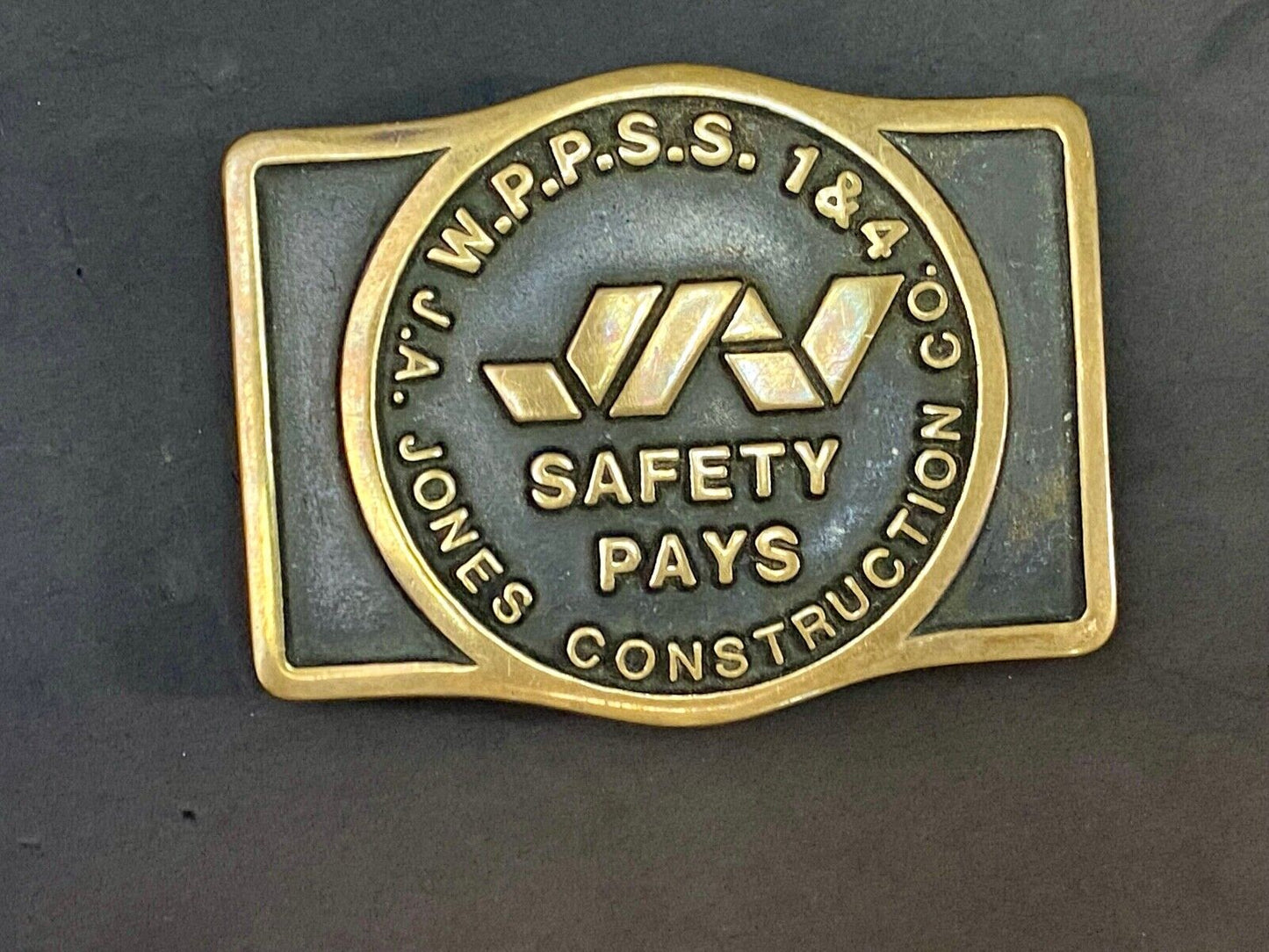 1981 W.P.P.S.S. 1 & 4 Safety Pays Jones Construction - Anacortes Belt Buckle