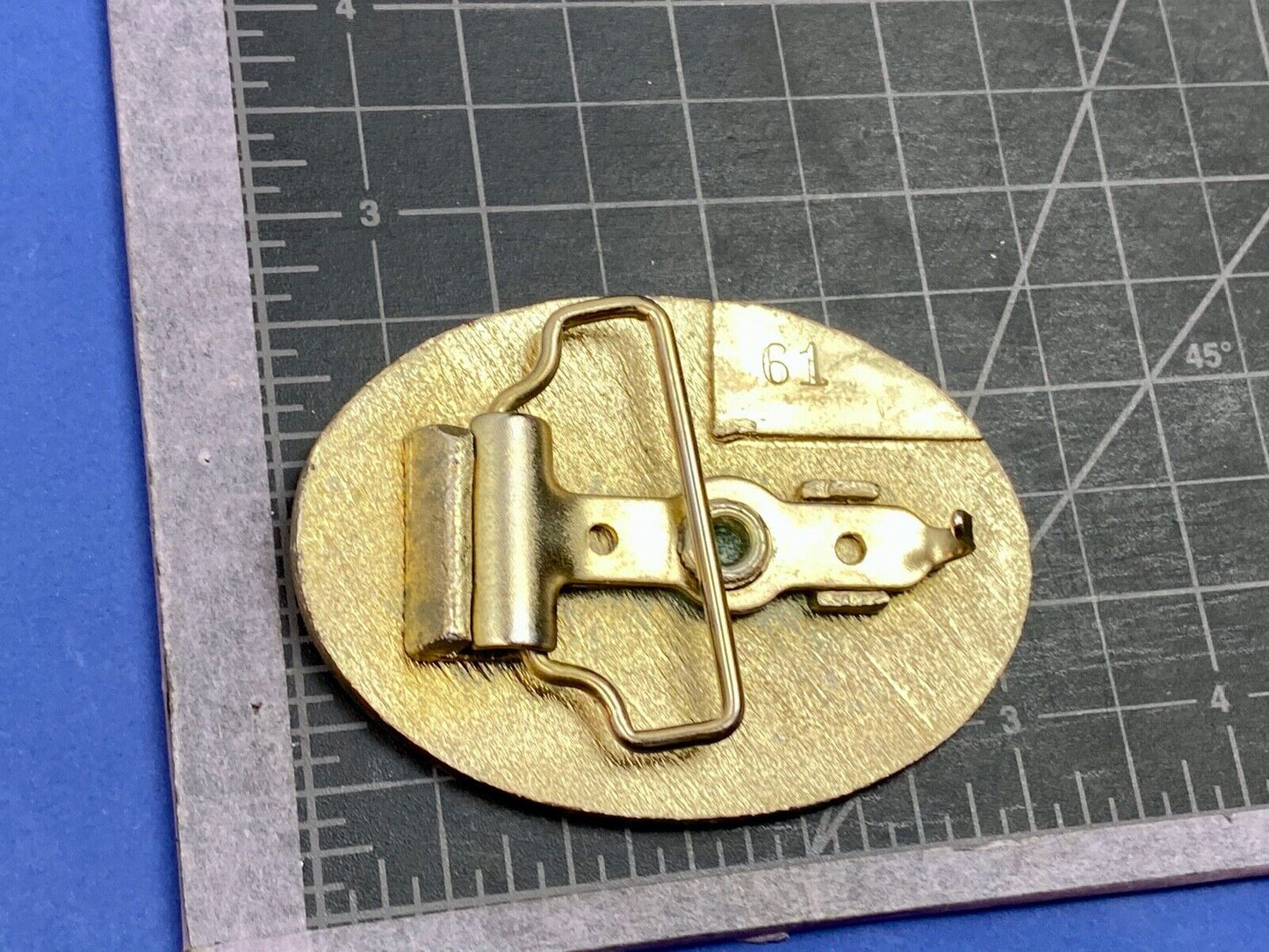 Vintage 1988 Western Chapter Pointe-au-Pic Quebec Canada belt buckle RARE! #61