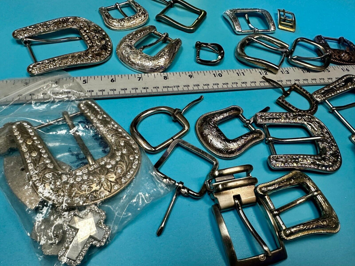 20 Vintage & Western Ranger Style Belt buckles - Lot, Grab Bag - Resale Gifts!