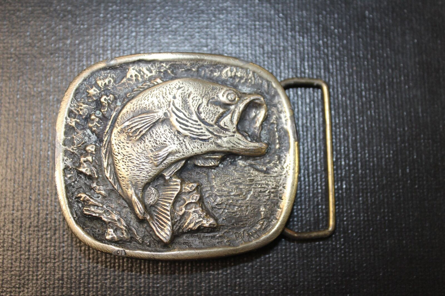 VINTAGE 1977 Largemouth bass fishing AWARD Belt Buckle lake, Ga R.J. VENTRICE