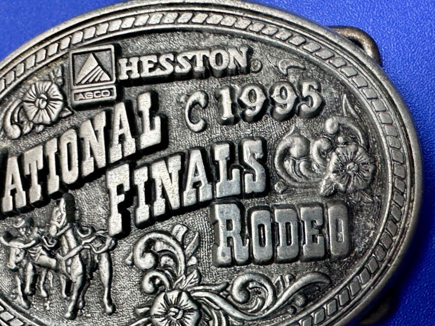 1995 Youth sz NFR National Finals Rodeo Award Design Medals Hesston belt buckle
