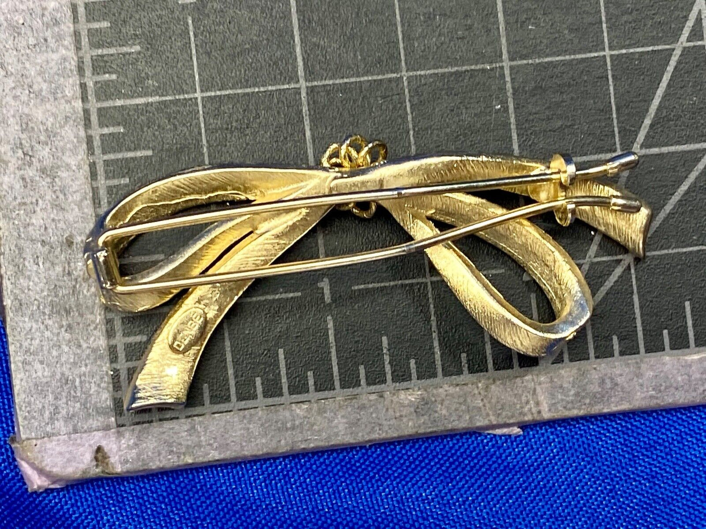 Vintage DENBE Ribbon Bow Gold Tone Brooch Pin Costume Jewelry