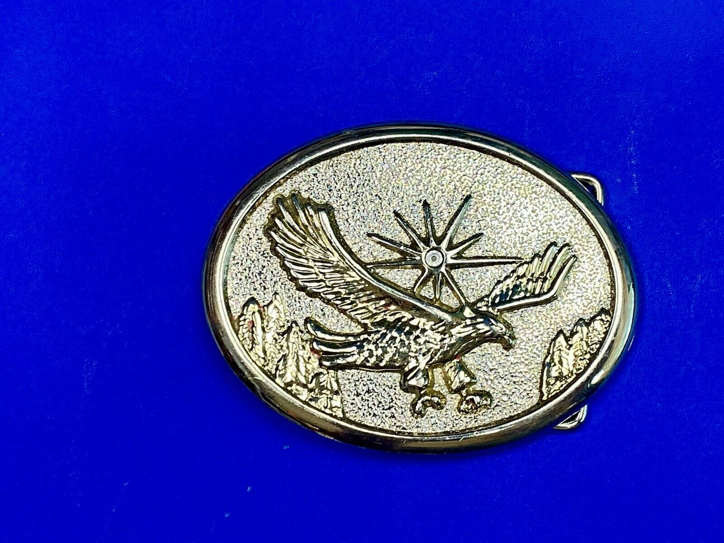 Vintage Classic Flying Bald Eagle with starburst Metal Belt Buckle