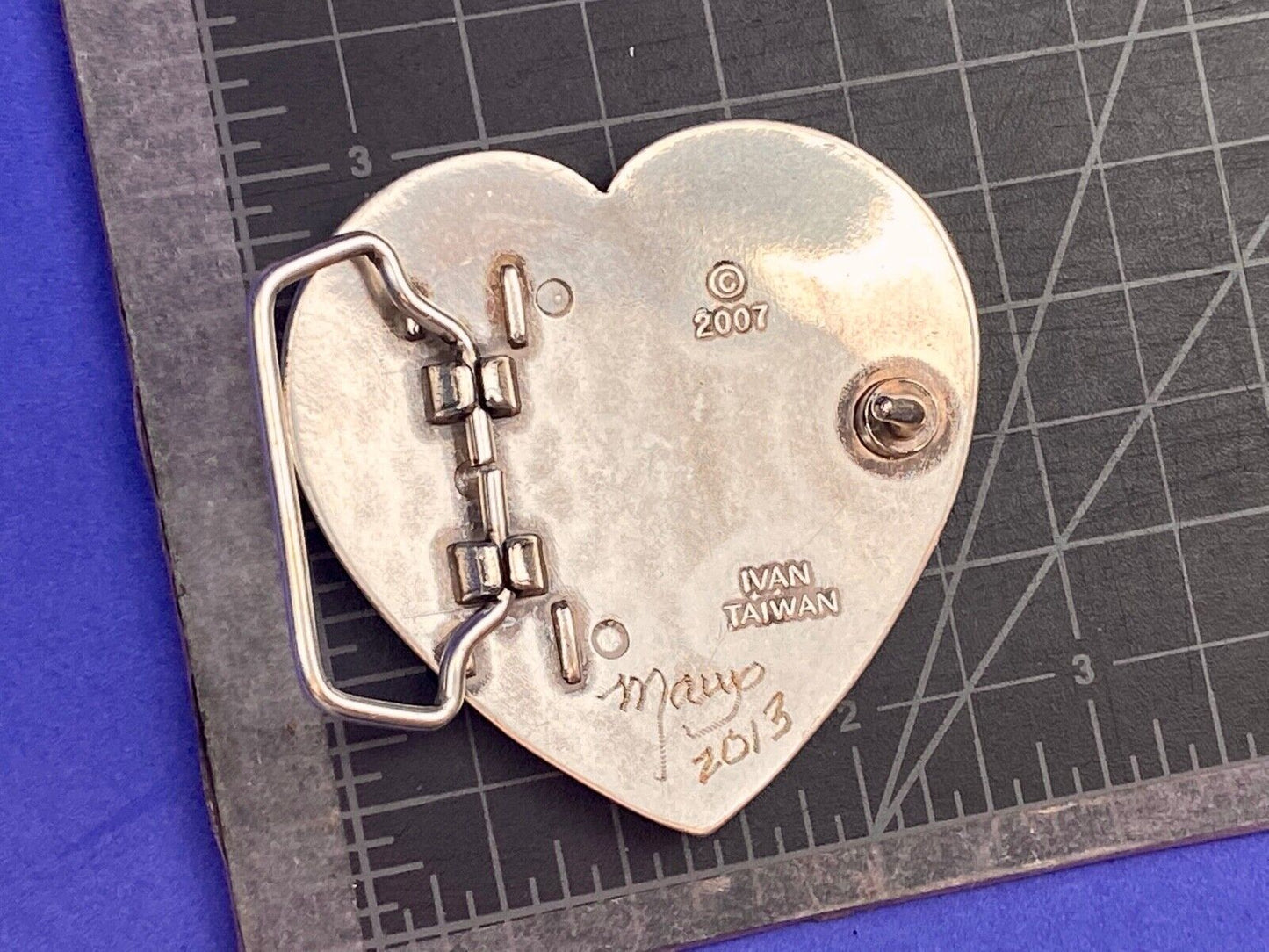 2007 Ivan belt buckle - Western HEART figure of cowgirl? w/ gold color accents