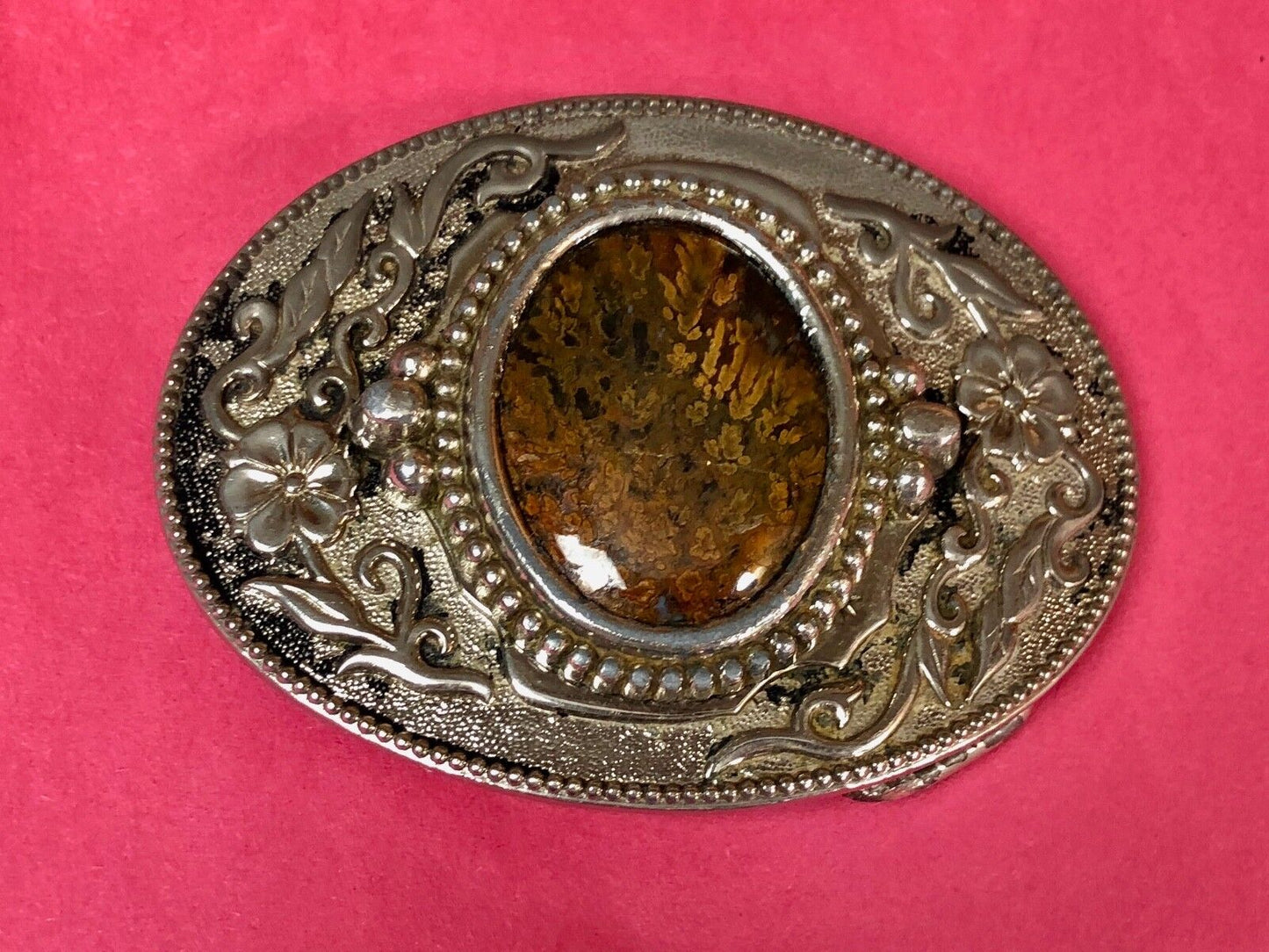 Beautiful Western Flower Swirl centerpiece Silver Tone Dress Belt Buckle