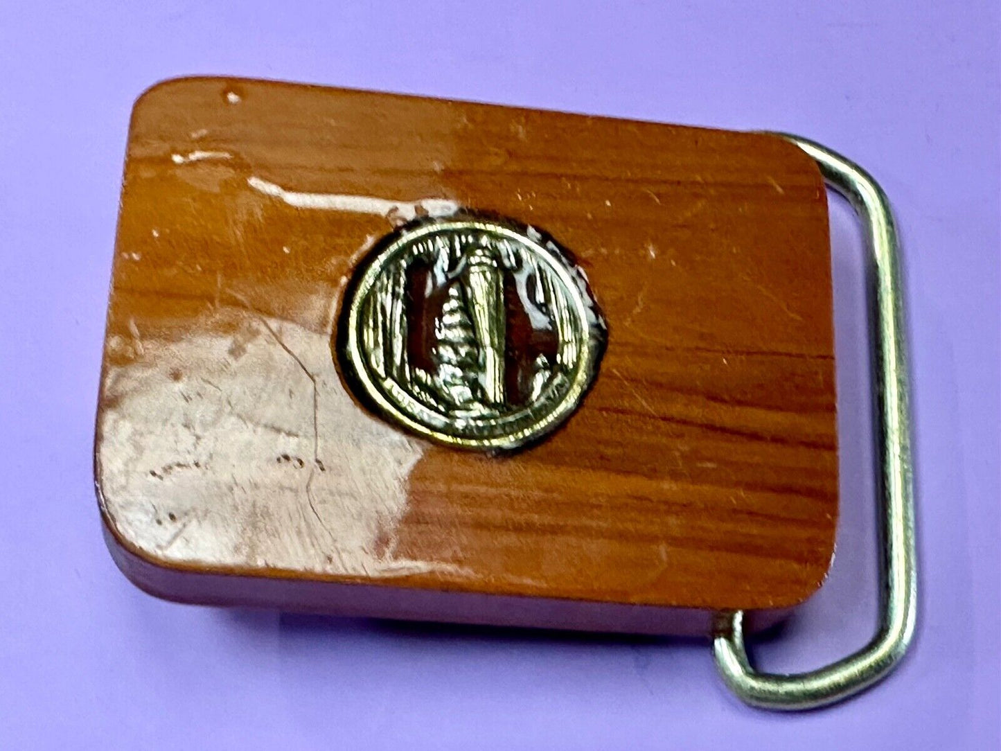 Artisan wood belt buckle with inlaid Luary Caverns cave token coin