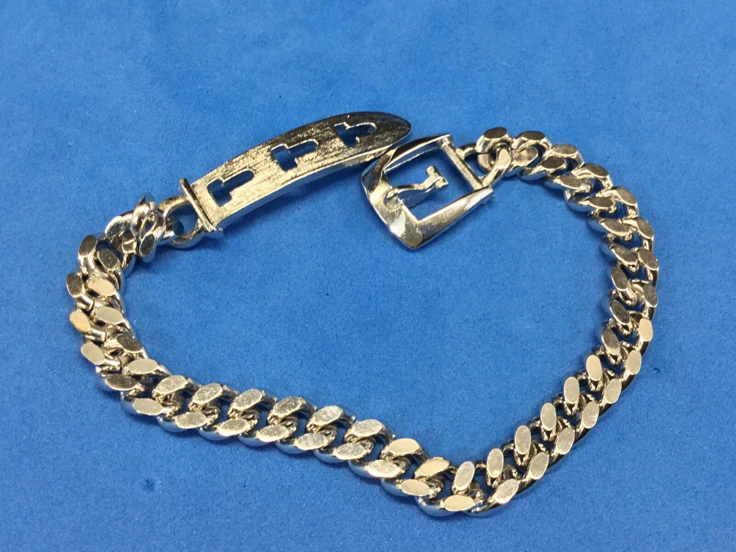 8" Silver tone link Bracelet signed Avon4