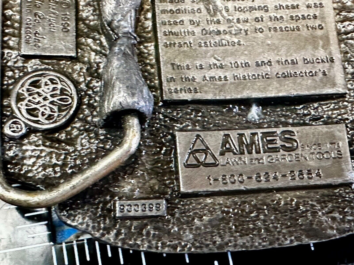 Ames Tools Space Shuttle Discovery 1984 Commemorative 90's Limited Belt Buckle