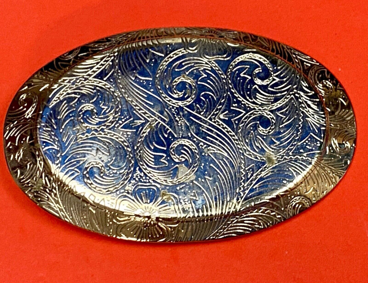 Beautiful Engraved Western Oval Flower Pattern Belt Buckle