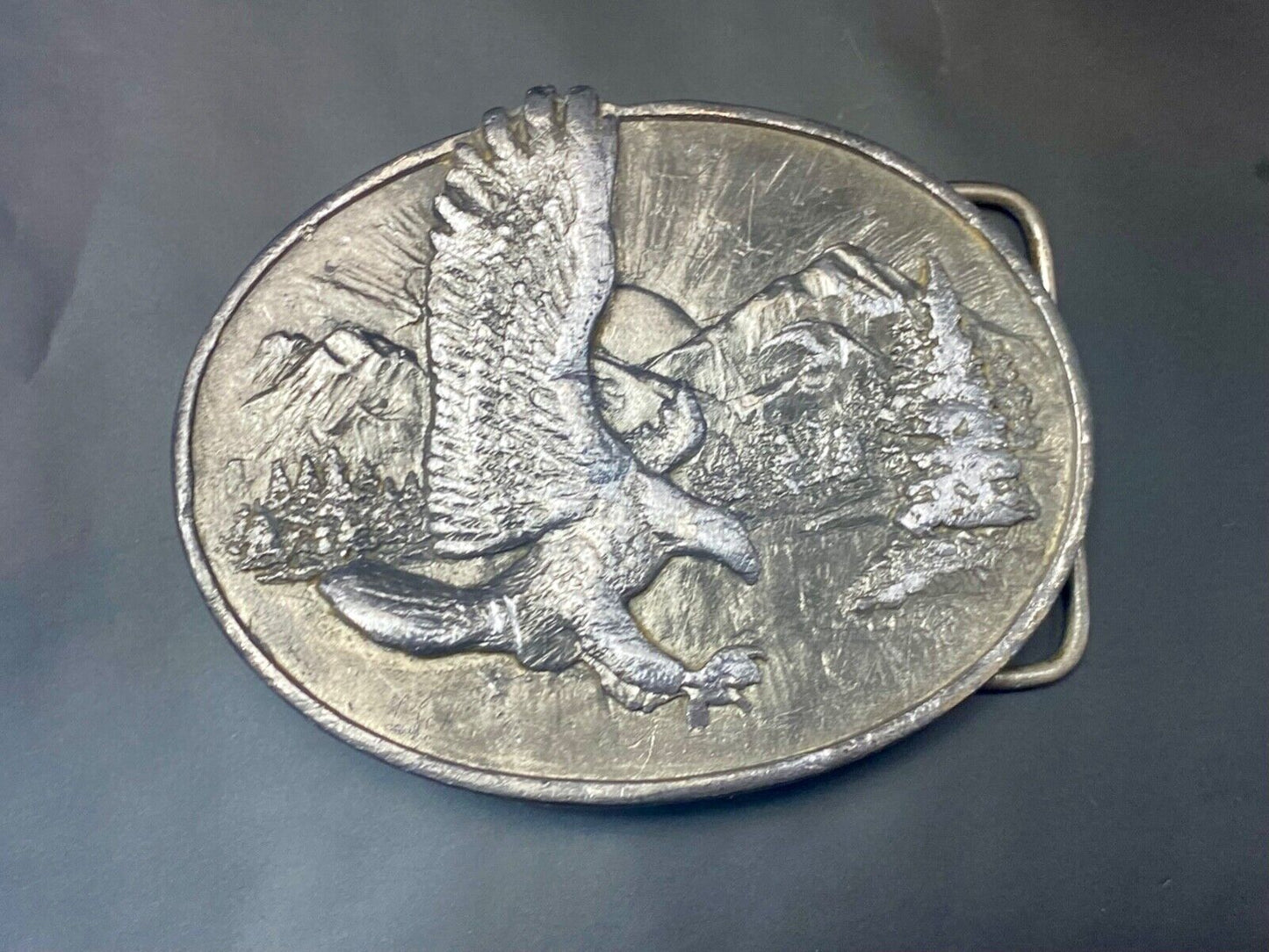 The Eagle - Bird and Symbol of Courage Freedom Siskiyou Vintage 1982 belt buckle