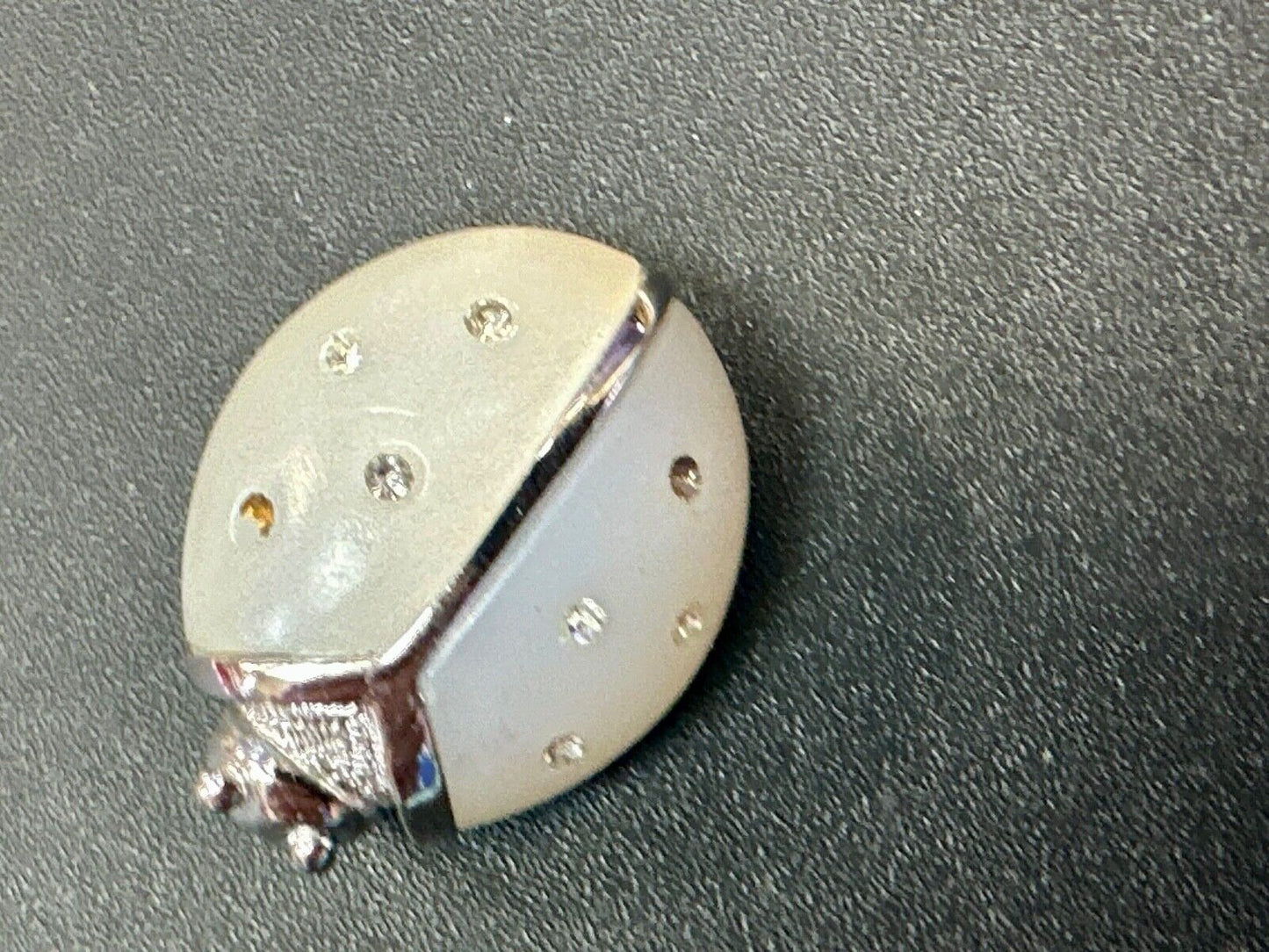 AVON Vintage LADYBUG LAPEL Pin Enamel Costume Jewelry missing rhinestone?