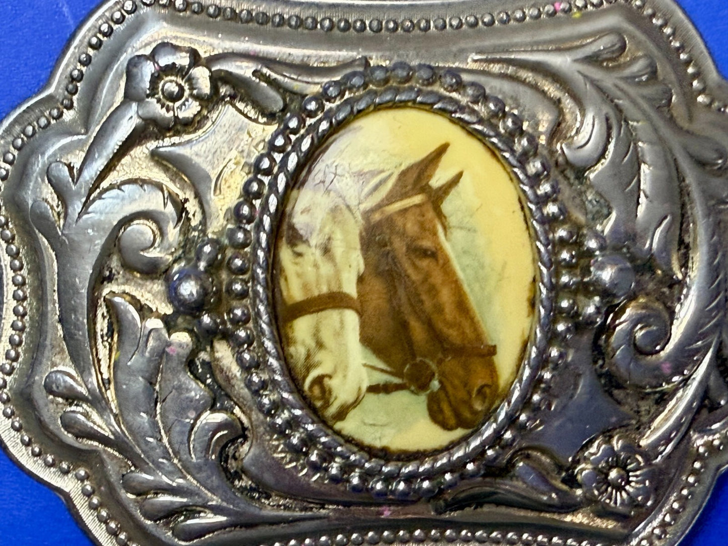 Beautiful Two Horse Head Picture Cabochon Centerpiece Western Ornate Belt Buckle