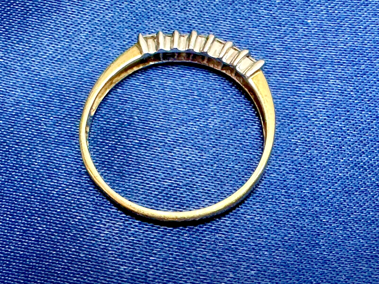 10K Gold 7-Stone Bar Setting Anniversary Ring Band CZ 1.3g Signed CRP 7 3/4 8