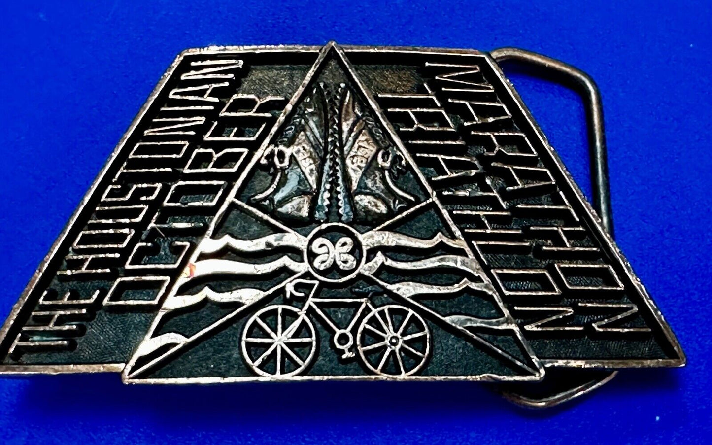 The Houstonian Marathon Trainer Texas Bike Race October Vintage 82 Belt Buckle
