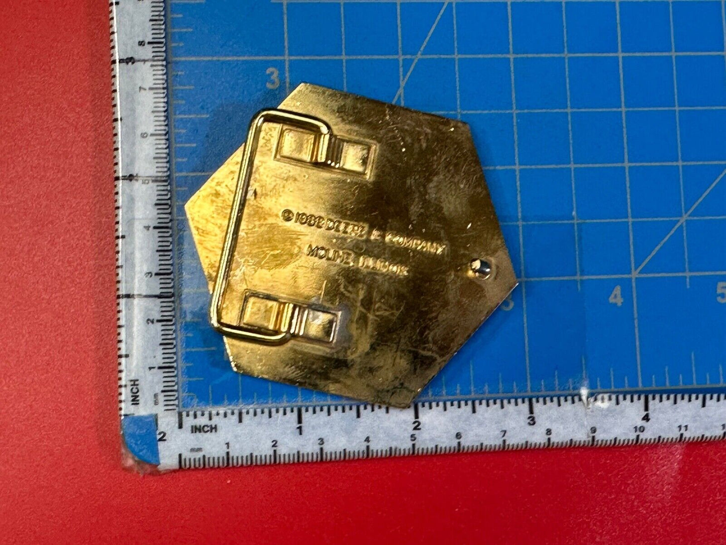 1988 John Deere & Co Tractor Super Service Dealer Vintage belt buckle