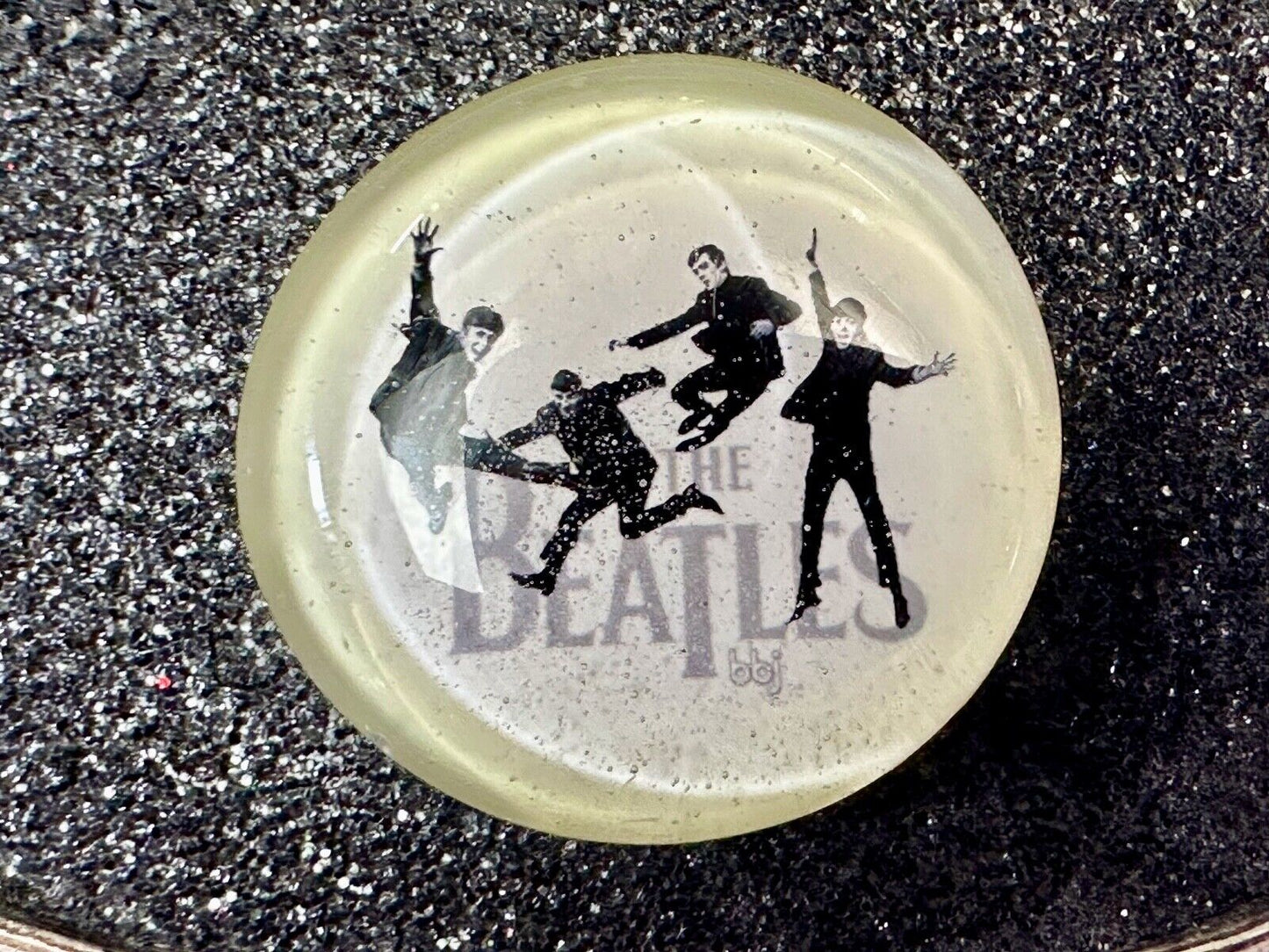The Beatles - Black White Round Centerpiece belt buckle by Century Canada