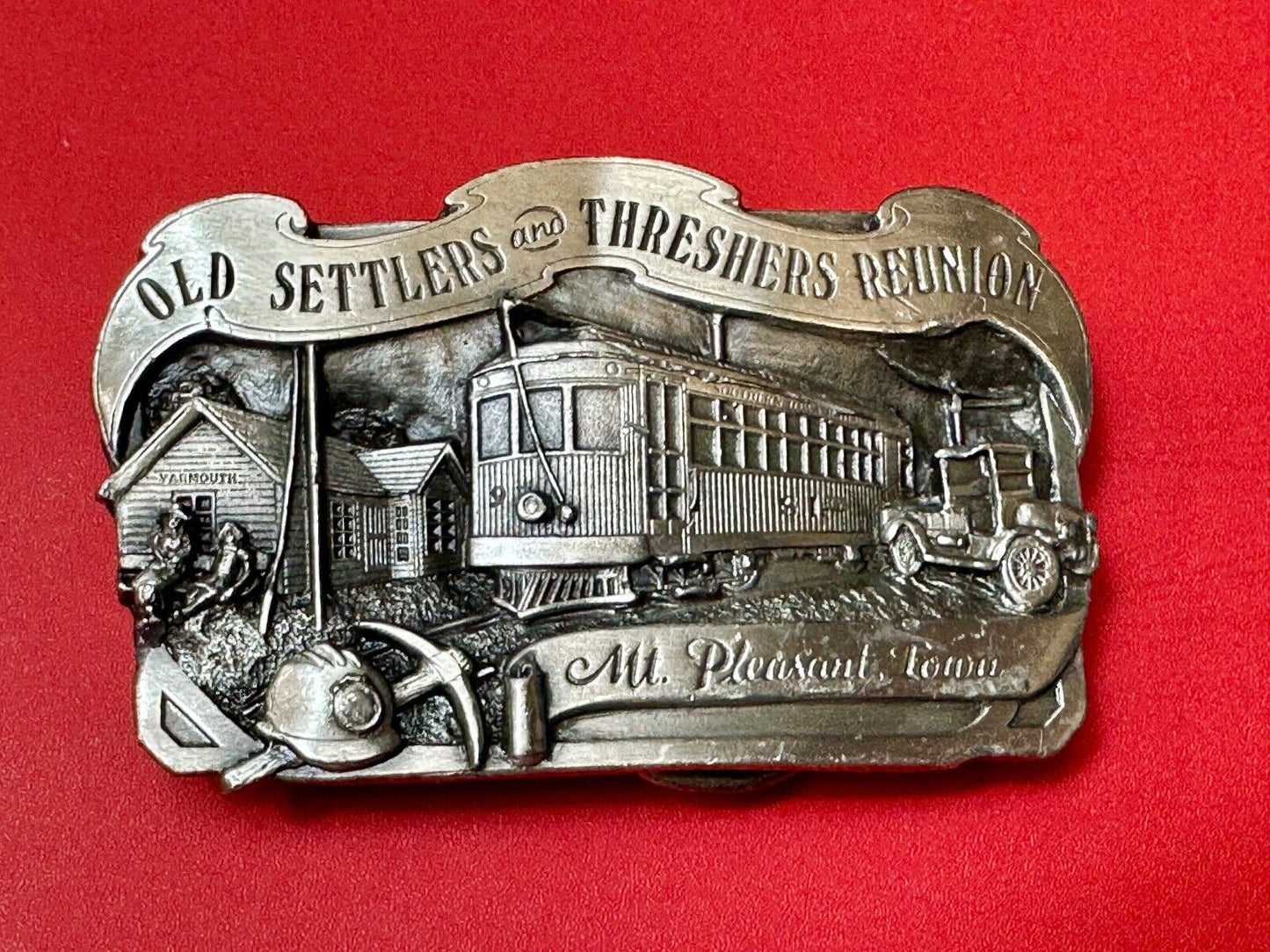 1984 Old Settlers and Threshers Reunion Midwest Belt Buckle Mt Pleasant Iowa