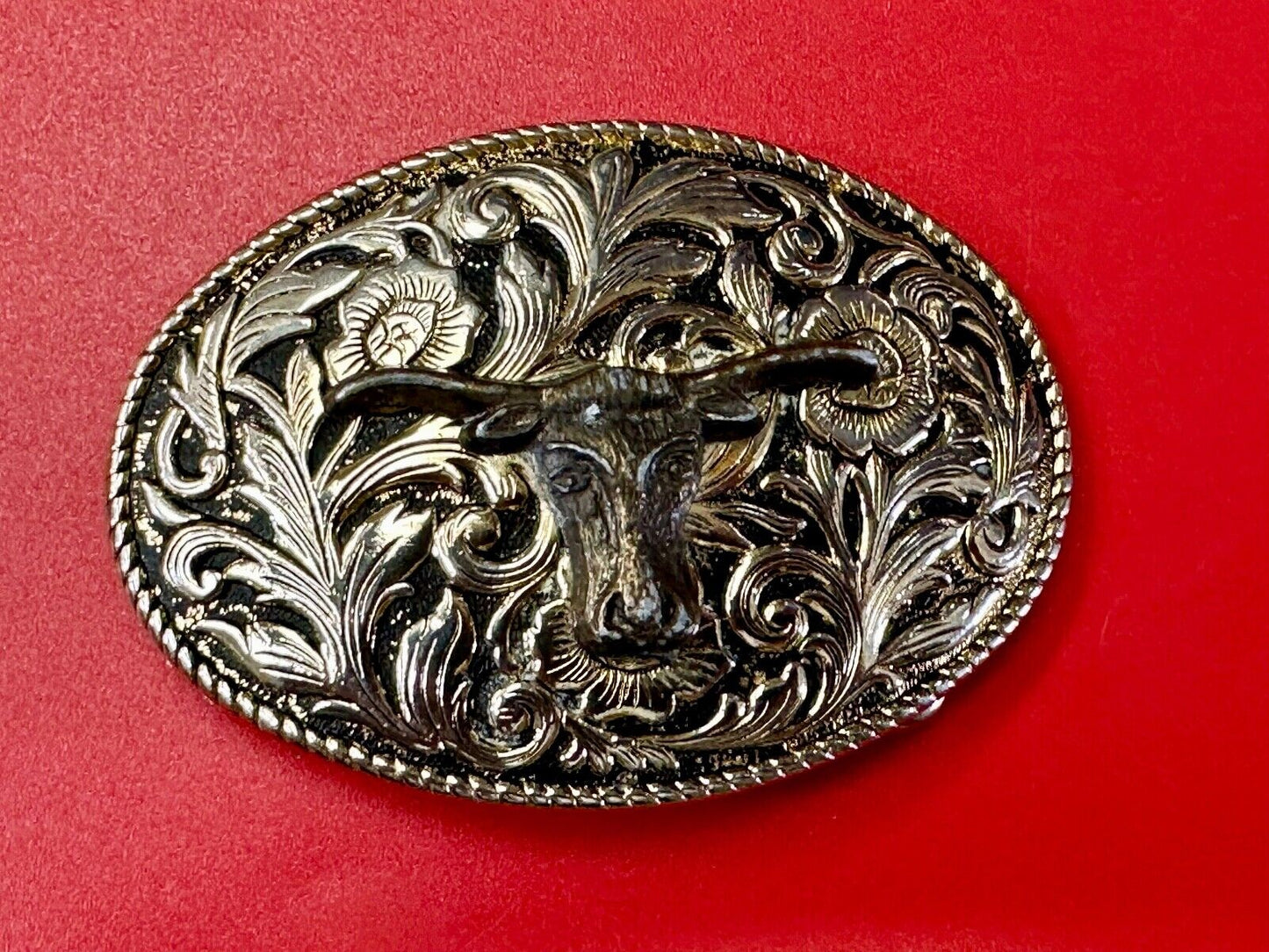 The Longhorn cow steer - cowboys cowgirls western Vintage belt buckle to restore