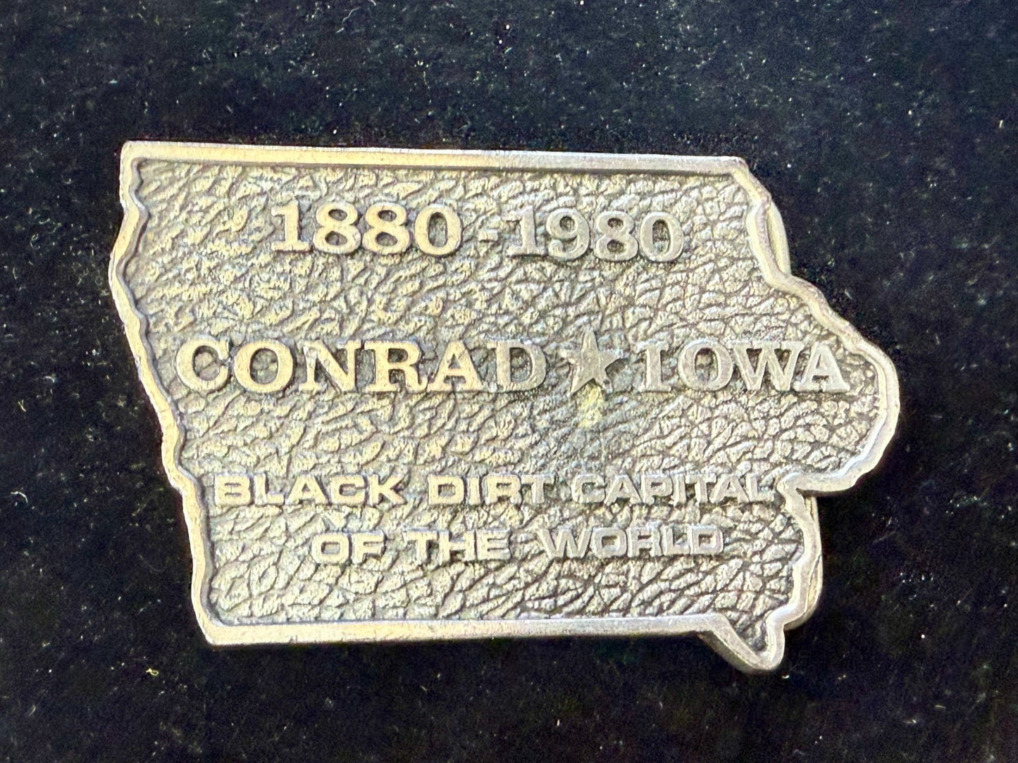 Black Dirt Capital of the World Conrad Iowa 1880-1980 Centennial Belt Buckle