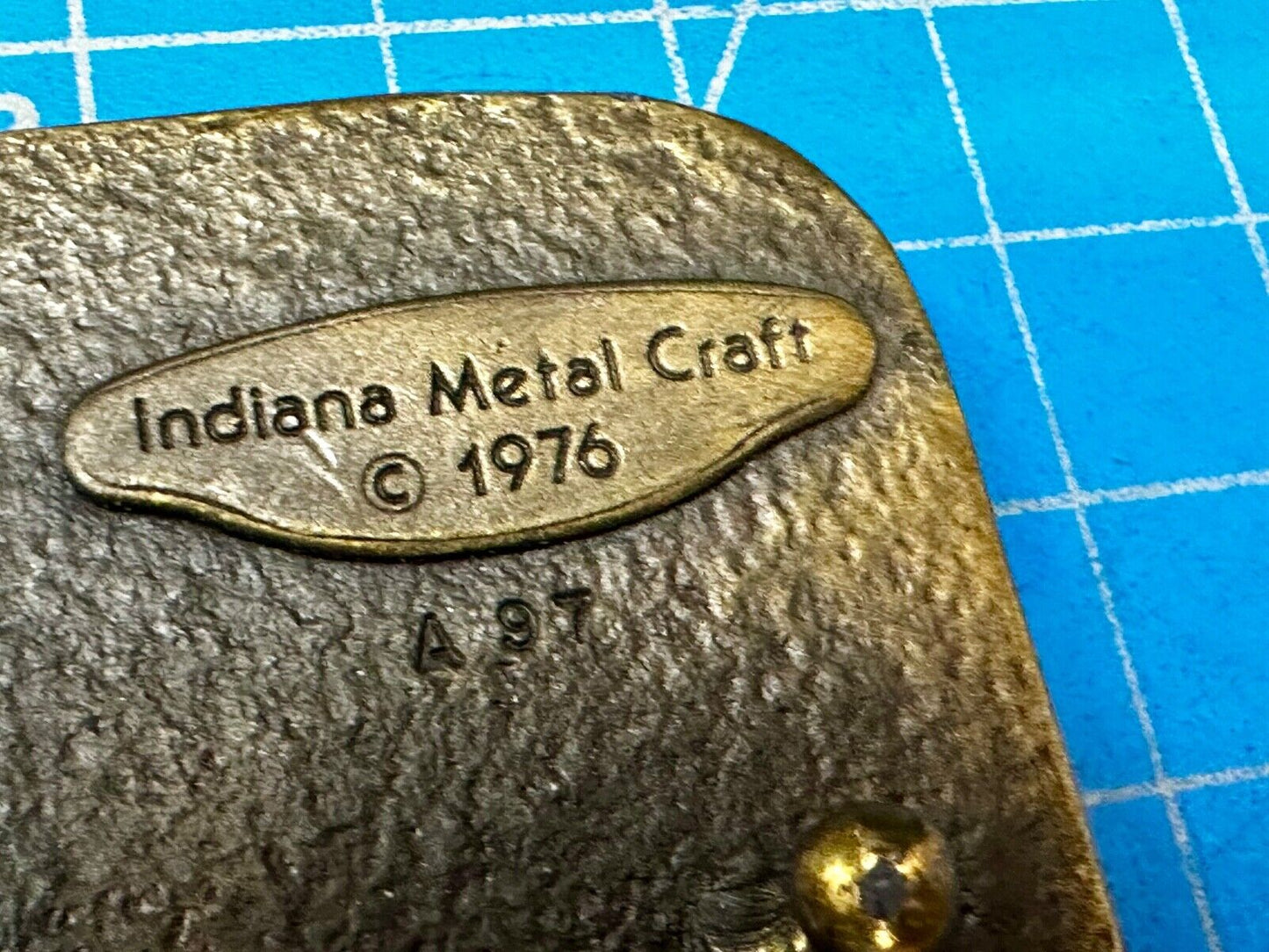 Bass Sport Fishing Vintage 1976 Indiana Metal Craft Belt Buckle
