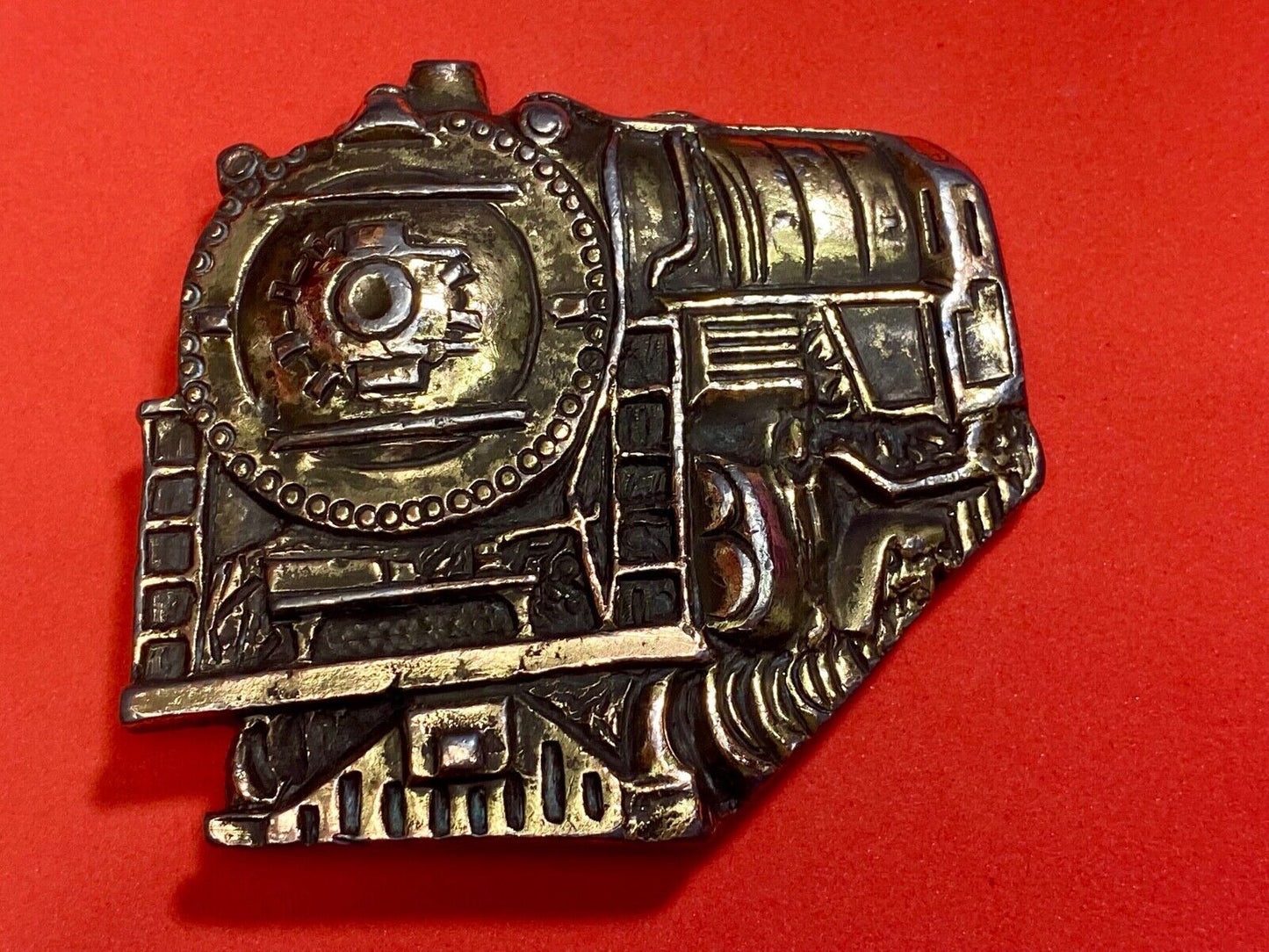 Vintage 1976 Train Locomotive Steam Engine Cut Out Brass Tone Belt Buckle
