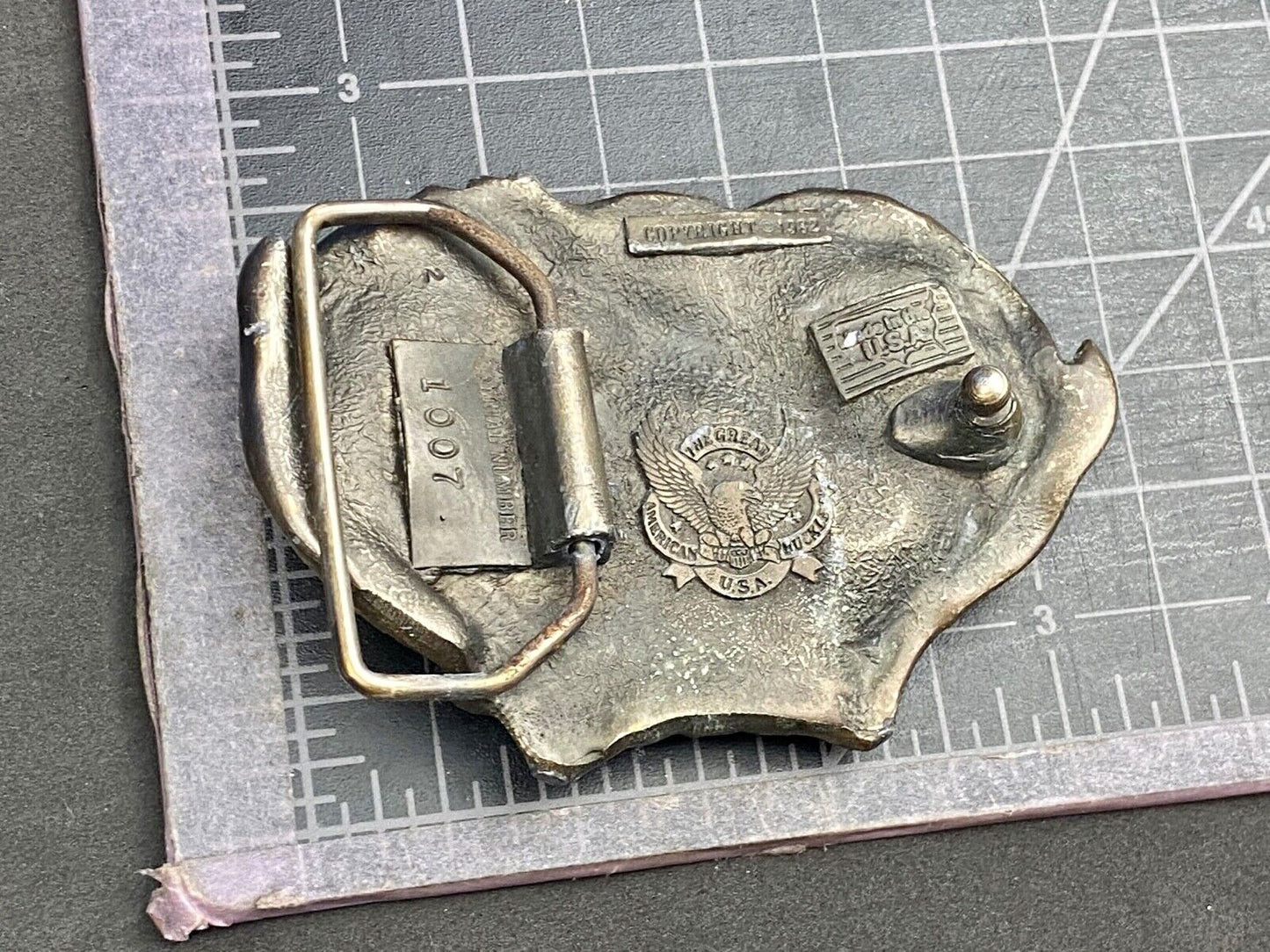 Vintage 1982 Jumping Deer - The great American belt buckle Company
