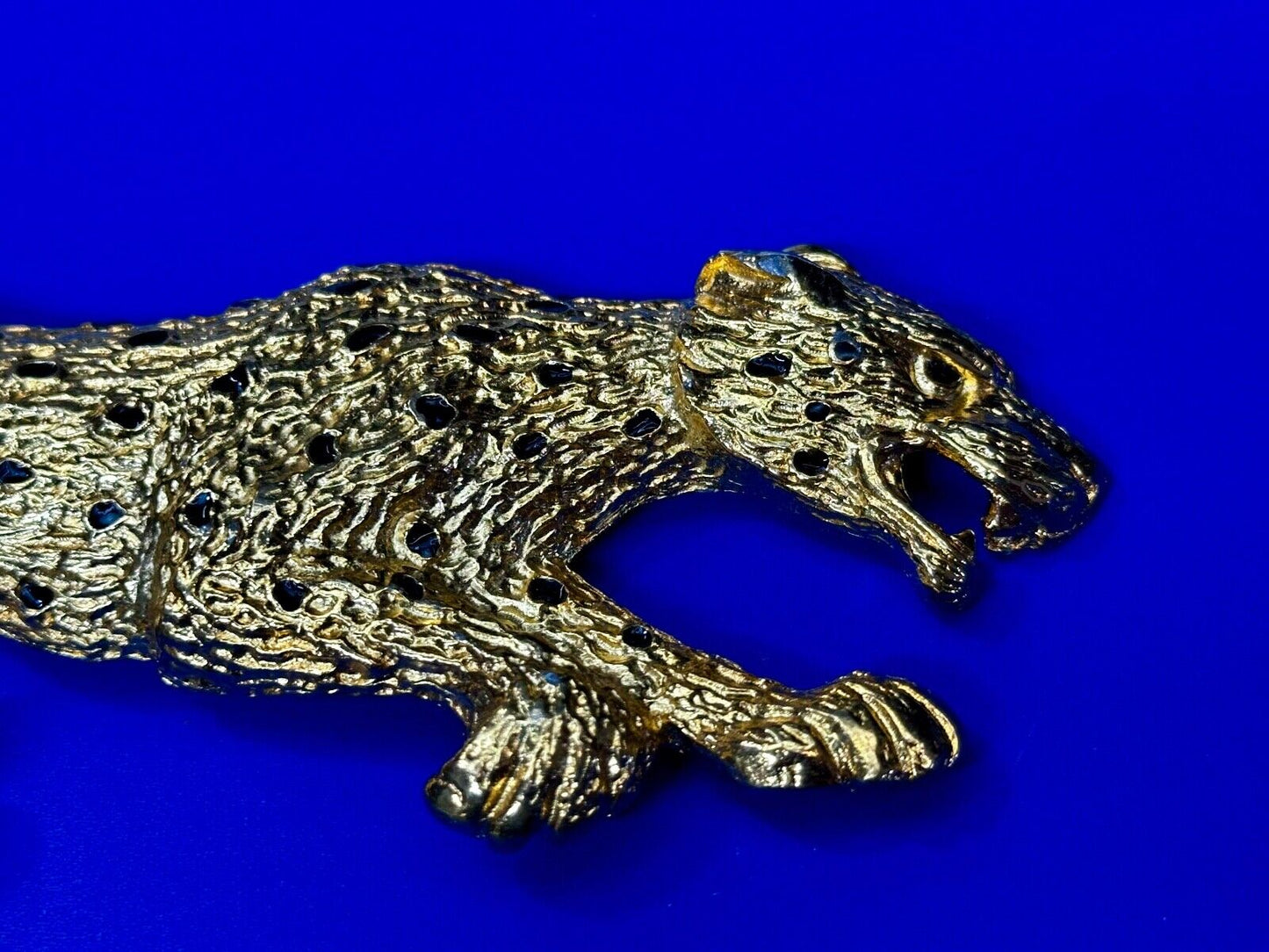 Badger? Leopard - Vintage Animal 6" Wide Gold Tone Vintage Belt Buckle