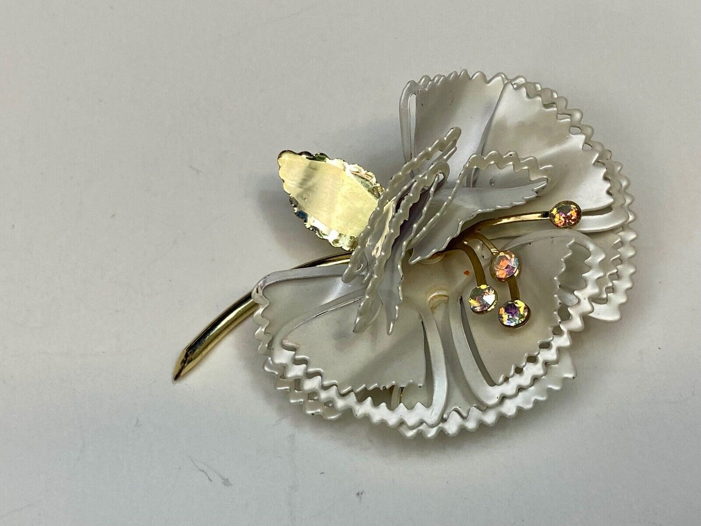 Vintage Enamel Flower 3-D Retro Pin Brooch White Petals Rhinestones By Avon