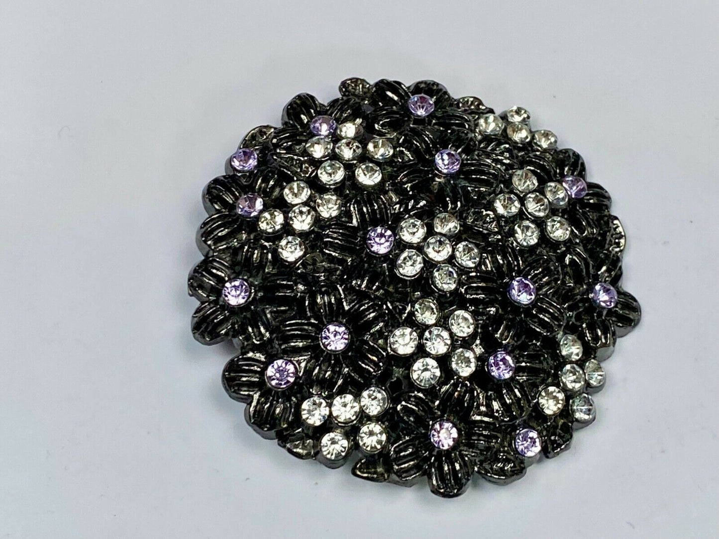 Black And White Rhinestones Covering Vintage Cut Out Burst Flower Belt Buckle