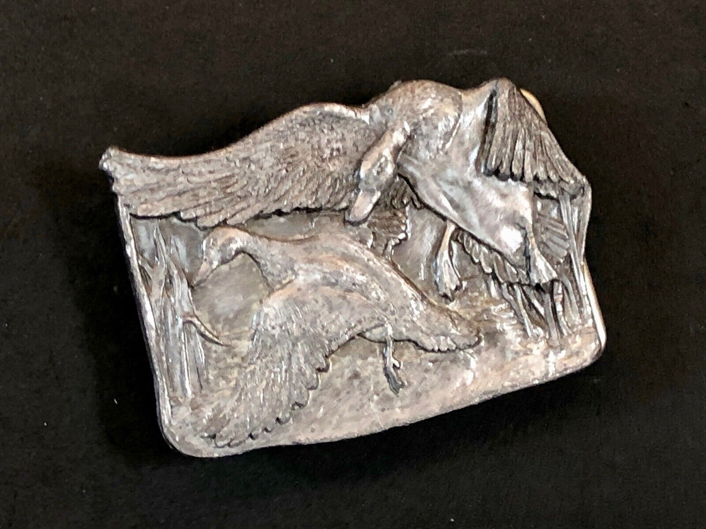 Vintage 1977 Bergamot Flying Ducks Hunting Waterfowl Belt Buckle Z-144 RARE!