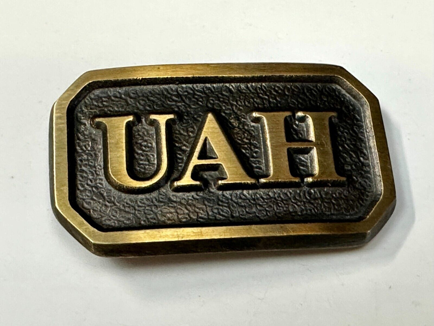 UAH University of Alabama in Huntsville? Alumni Commemorative Belt Buckle