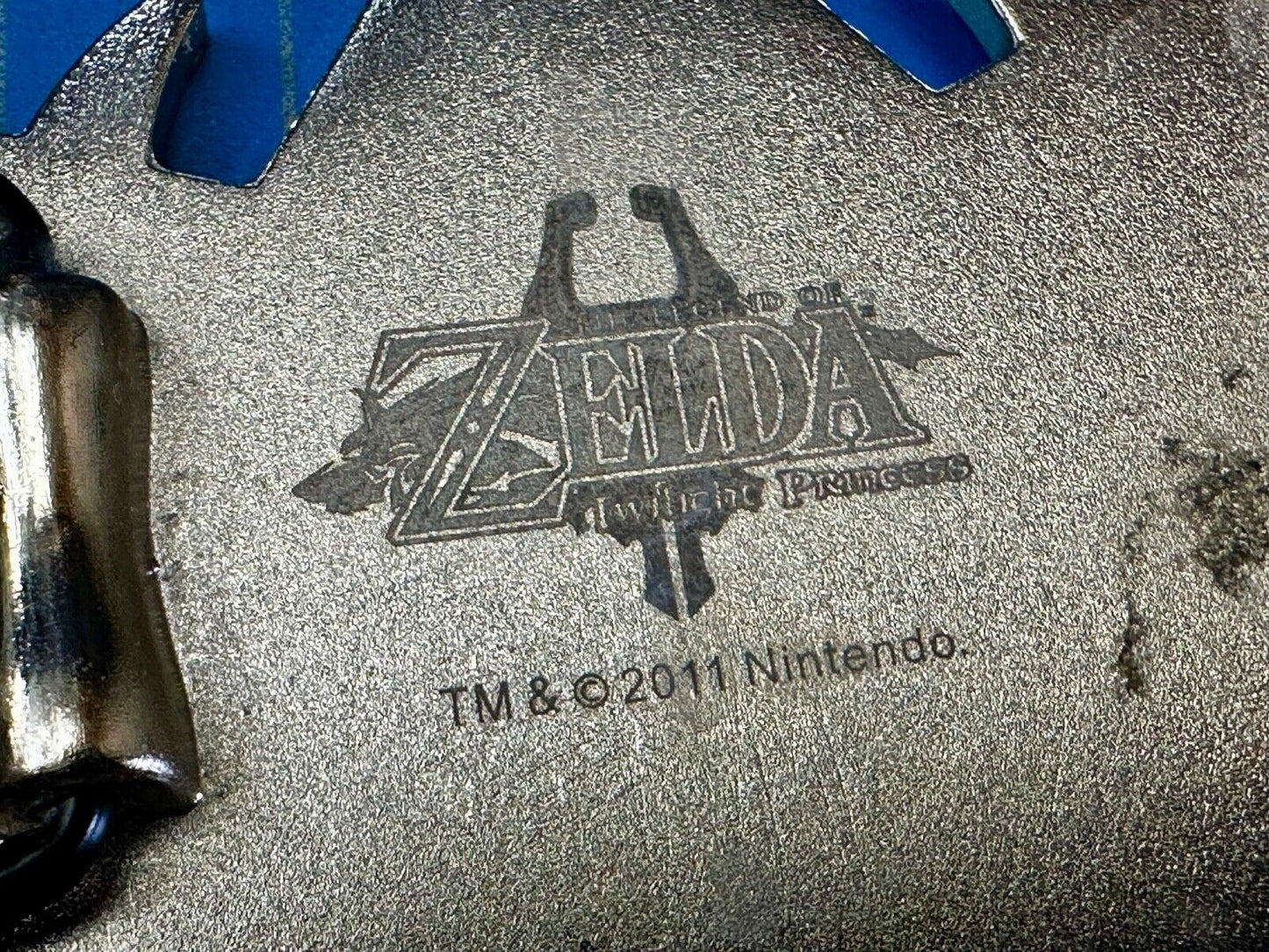 The Legend Of Zelda Triforce Nintendo 2011 Belt Buckle with buckle extender