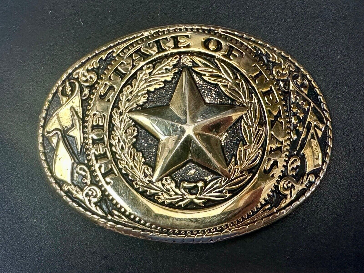 The Great State of Texas Star & Flag gold & black color western belt buckle