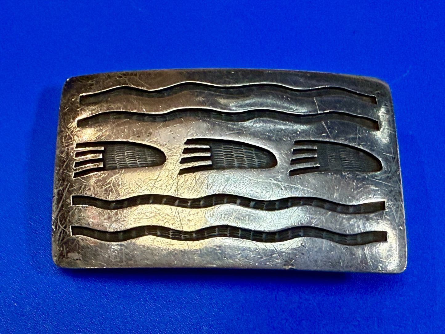 Bear Paw Print Native American Indian Art Pattern Belt Buckle - See Makers Marks
