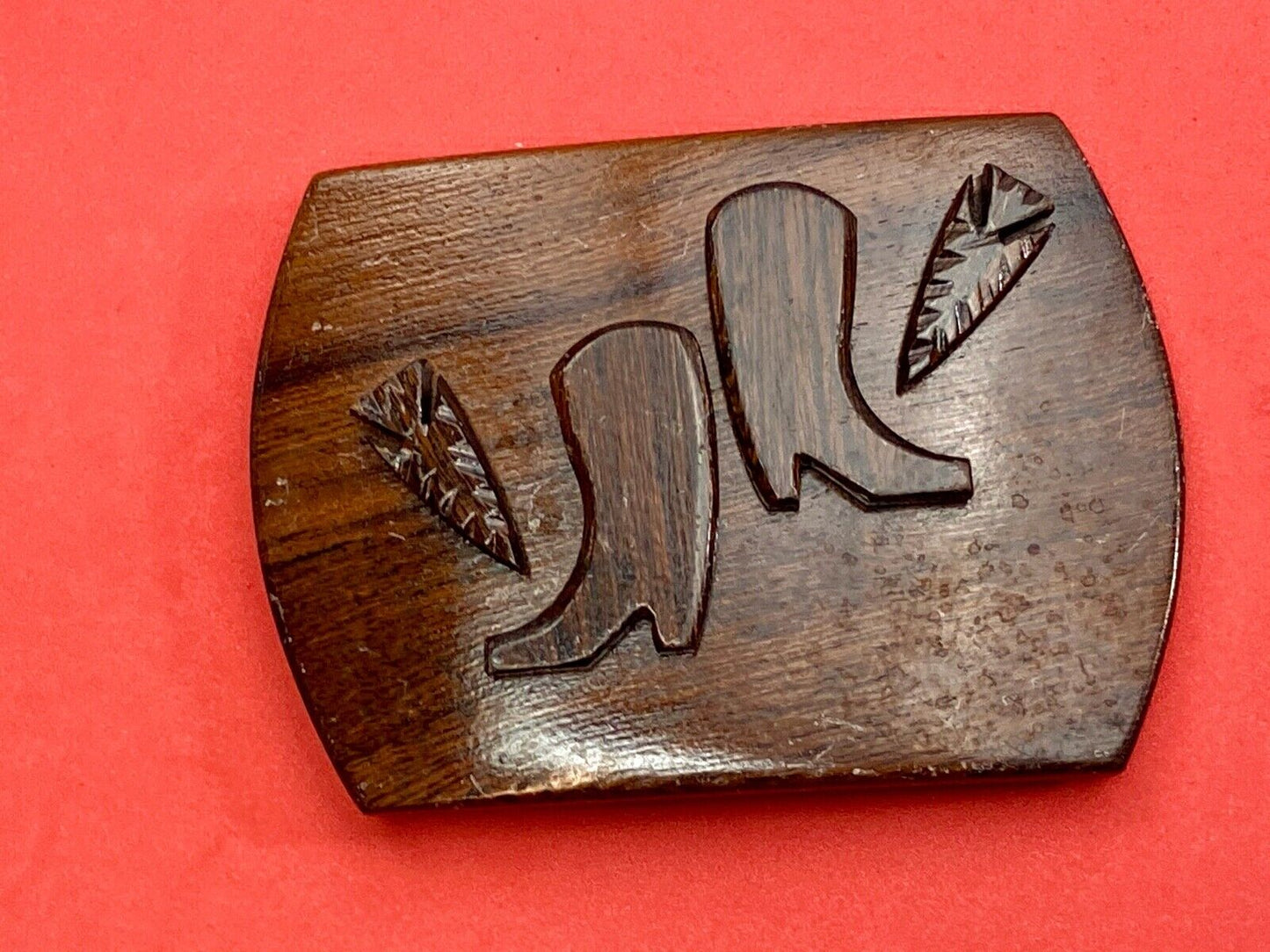 Vintage Cowboy boots and Indian Arrow heads western wooden belt buckle